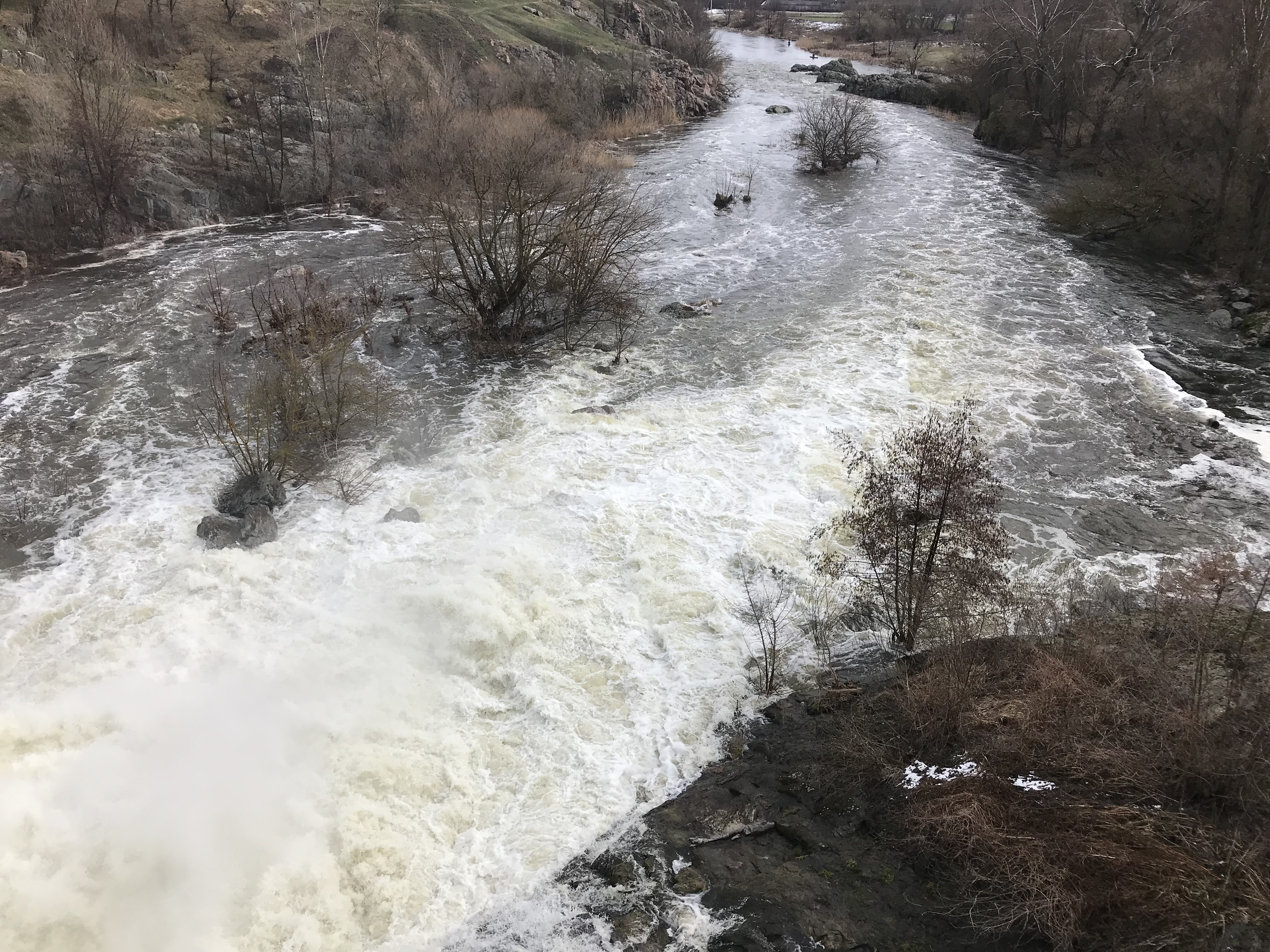 Відбулася промивка Стеблівського та Корсунь-Шевченківського водосховищ