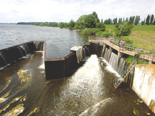 Щодо підтримання санітарних витрат води на Косівському водосховищі